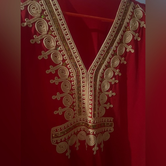 Red koftane - Picture 2 of 2